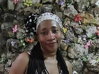 צ'אט וידאו ארוטי anhyemilf