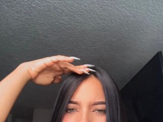 צ'אט וידאו ארוטי anie-evanss