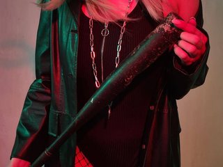 צ'אט וידאו ארוטי anikasg