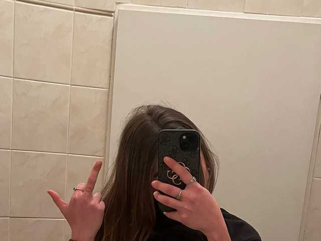 תמונה של הפרופיל anirie_findom