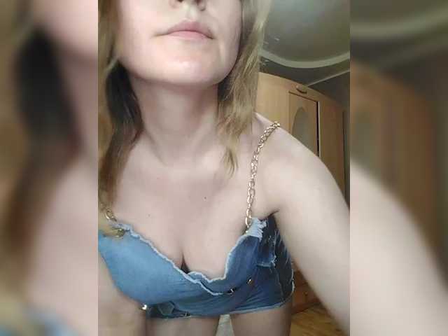 צילומי מסך משודרים AnitaGlamorX