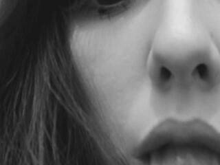 צ'אט וידאו ארוטי Anna-Leda