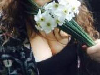 צ'אט וידאו ארוטי annabel69