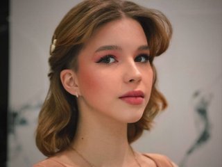 צ'אט וידאו ארוטי AnnaElfie