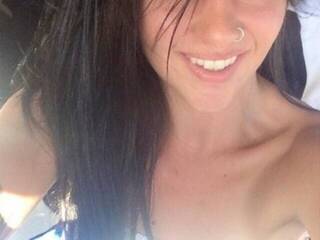 צ'אט וידאו ארוטי AnnaWaterfal