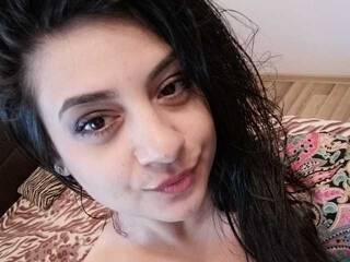 צ'אט וידאו ארוטי AnneMarieJones