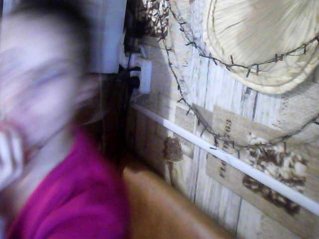 צילומי מסך משודרים Anasteihsen