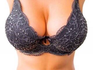 צ'אט וידאו ארוטי annie-cherry