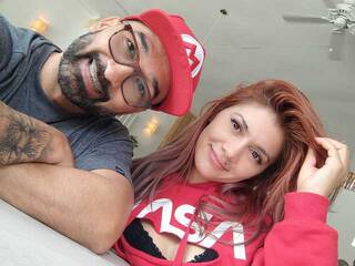 צ'אט וידאו ארוטי Annie-Fern