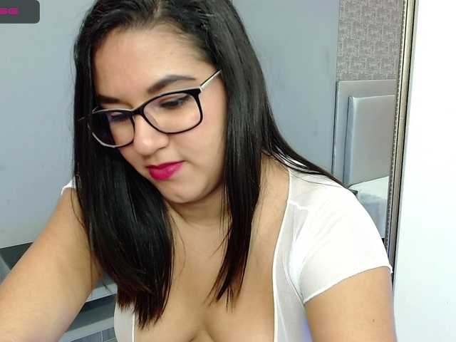 תמונות AnnieBellerou Hi dear! Just enjoy here, lush is on, Make me CUM #Daddysgirl #submissive #lbabygirl #latina #lovense // lets start♥♥