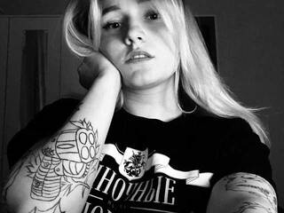 צ'אט וידאו ארוטי Annowa