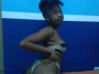 צ'אט וידאו ארוטי Annycuty