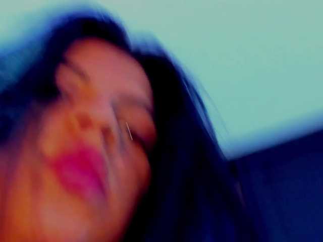 צילומי מסך משודרים ANTONELLA-BOS
