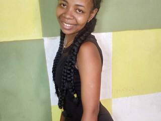 צ'אט וידאו ארוטי Antonia39