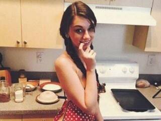 צ'אט וידאו ארוטי Apple-bloom