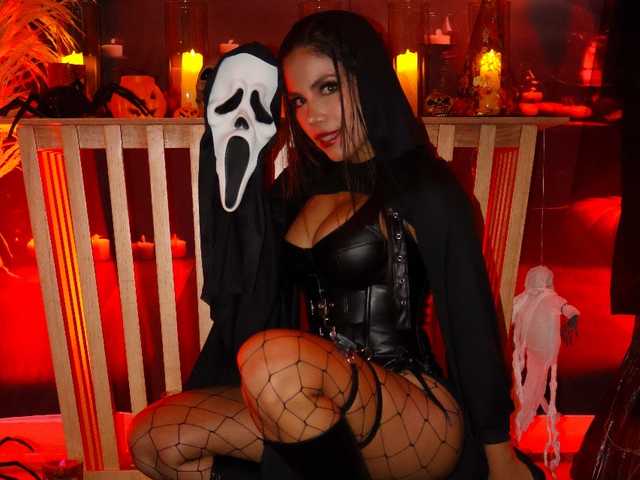 תמונה של הפרופיל AprilHill