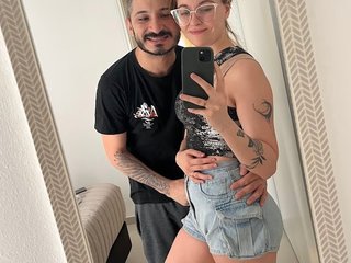 צ'אט וידאו ארוטי ArgentineHotCouple