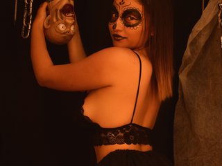 צ'אט וידאו ארוטי ArianaSanders