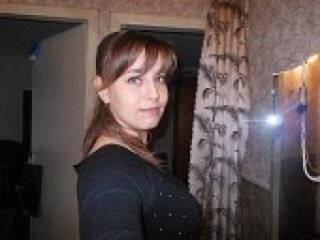 צ'אט וידאו ארוטי arilana