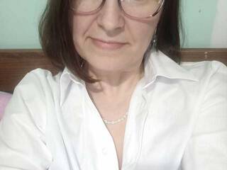 צ'אט וידאו ארוטי ARINA-XXX