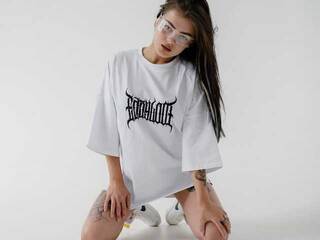 צ'אט וידאו ארוטי ArtModelka