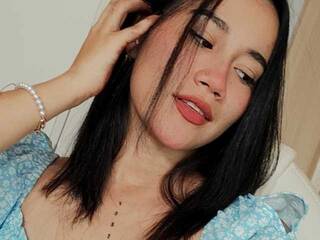 צ'אט וידאו ארוטי AryaStarkk