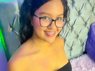 צ'אט וידאו ארוטי AryaVarma