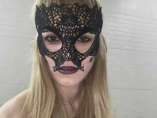 צ'אט וידאו ארוטי AshFannie