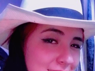 צ'אט וידאו ארוטי ashlanfox