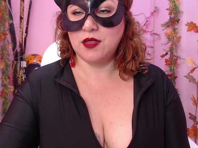 תמונות Ashley-Zahir i'm in halloween season #squirt #asian #mature #bigboobs #milf