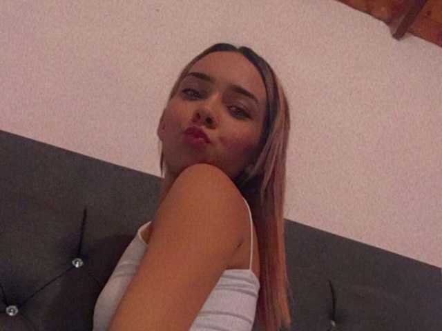 תמונה של הפרופיל AshleyMiller