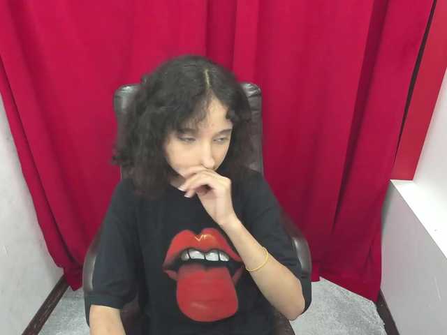 צילומי מסך משודרים AshleyTaft