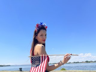 צ'אט וידאו ארוטי ashlynnMega