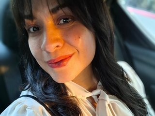 צ'אט וידאו ארוטי AstridCollins