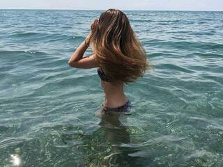 צ'אט וידאו ארוטי Asya06