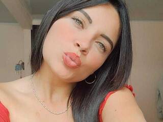 צ'אט וידאו ארוטי Athalya