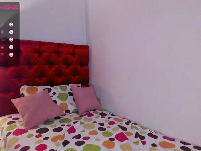 צילומי מסך משודרים AudreyHill