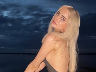 צ'אט וידאו ארוטי AuraLahrman