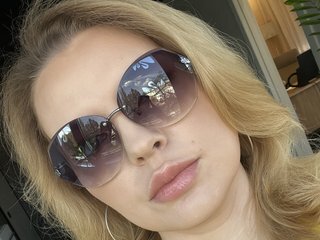 צ'אט וידאו ארוטי Audreyy