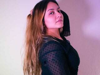 צ'אט וידאו ארוטי Aurora0012