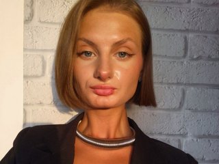 צ'אט וידאו ארוטי AuroraRow