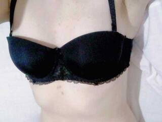 צ'אט וידאו ארוטי AshleyStar99