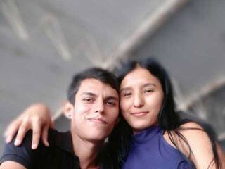 צ'אט וידאו ארוטי AxelAndSheri