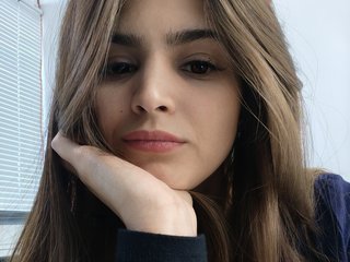 צ'אט וידאו ארוטי MoonSura