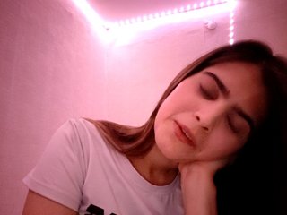 צ'אט וידאו ארוטי MoonSura