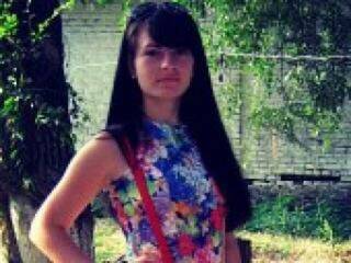 צ'אט וידאו ארוטי azeria