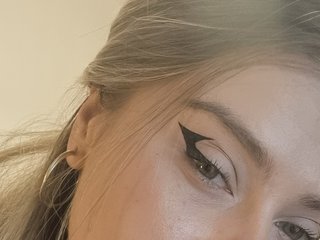 צ'אט וידאו ארוטי Babbylunna