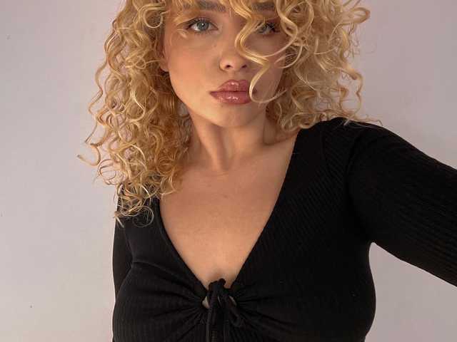 תמונה של הפרופיל baby-dolll