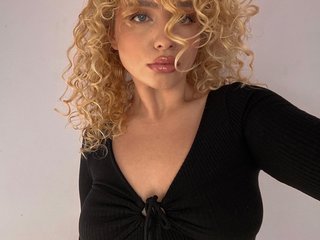 צ'אט וידאו ארוטי baby-dolll