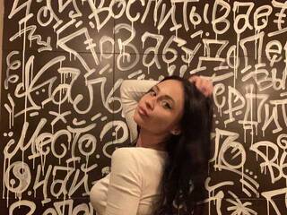 צ'אט וידאו ארוטי BabyAlicea